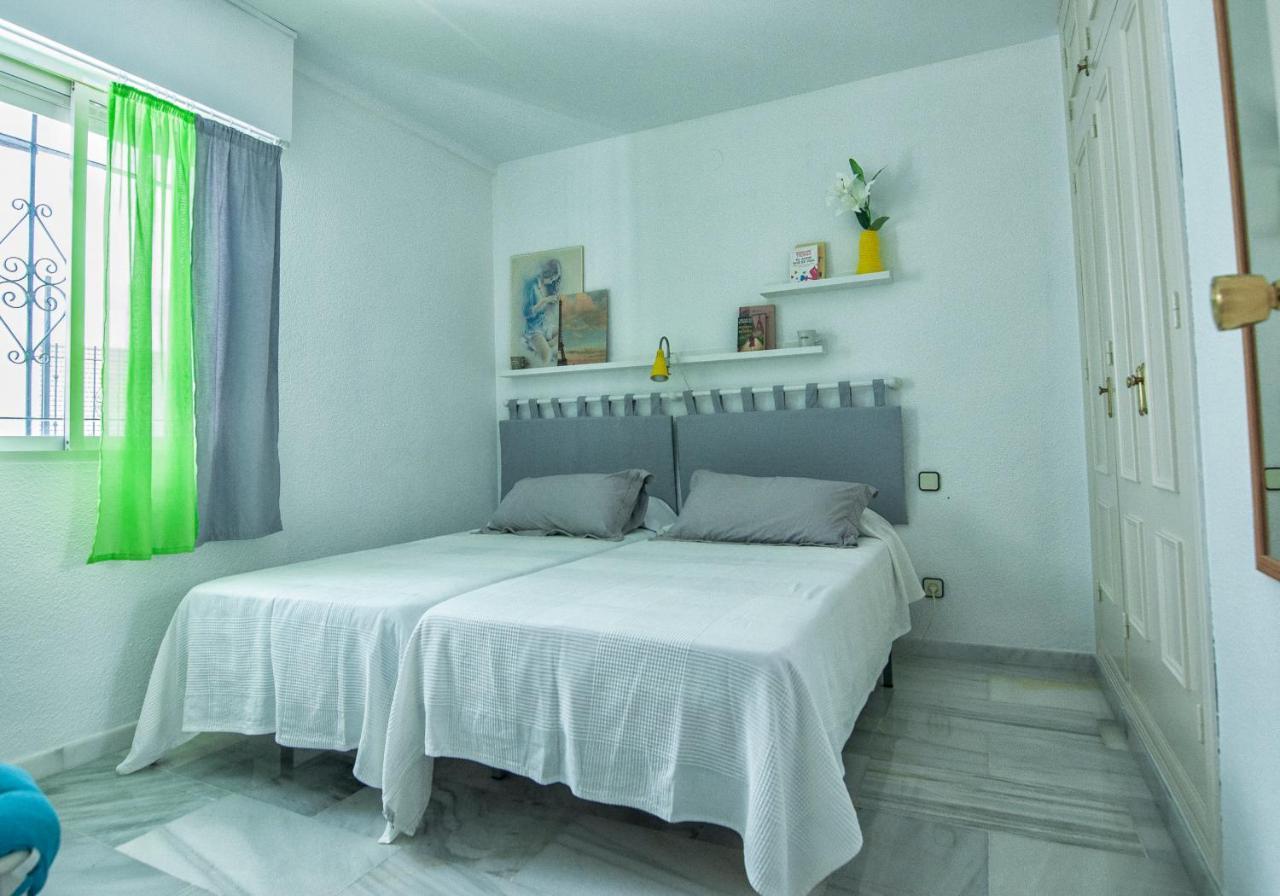 Luminoso Y Fresco Apartamento En 2ª Linea De Playa Fuengirola Eksteriør bilde