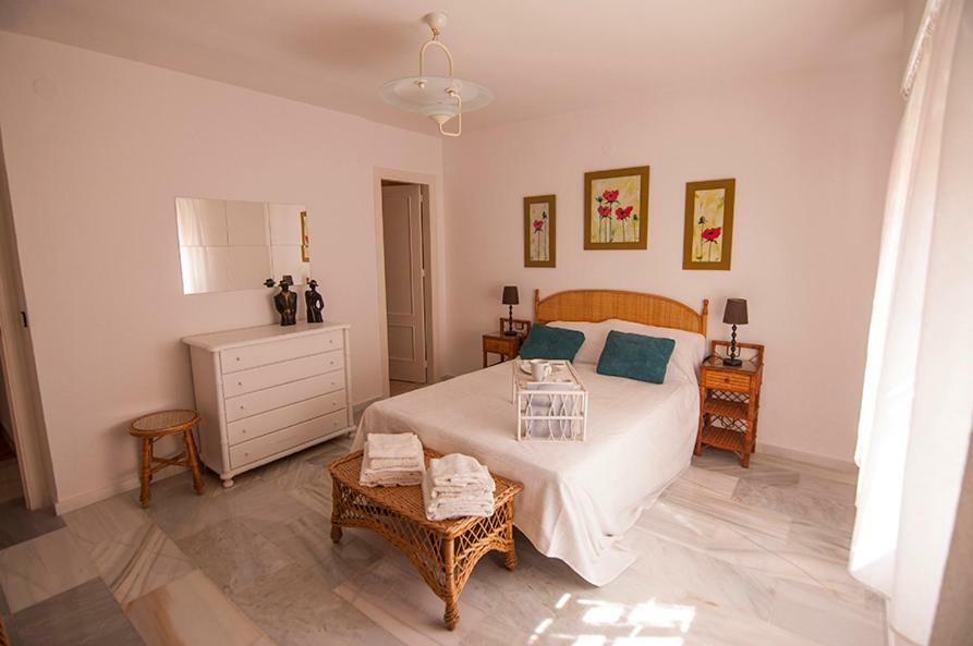 Luminoso Y Fresco Apartamento En 2ª Linea De Playa Fuengirola Eksteriør bilde