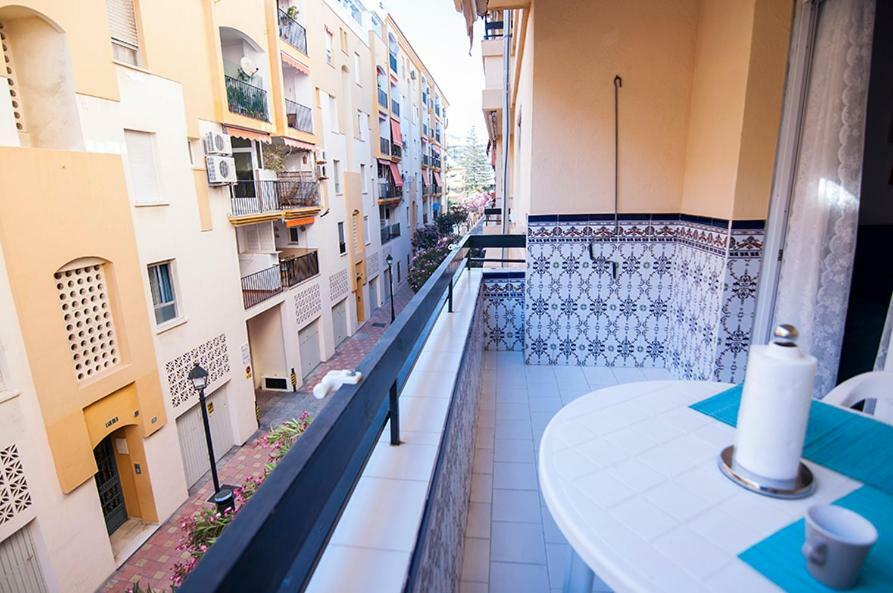 Luminoso Y Fresco Apartamento En 2ª Linea De Playa Fuengirola Eksteriør bilde